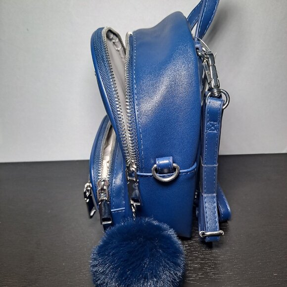 Harry Potter Ravenclaw mini backpack in blue faux leather metal crest emblem - Picture 8 of 11